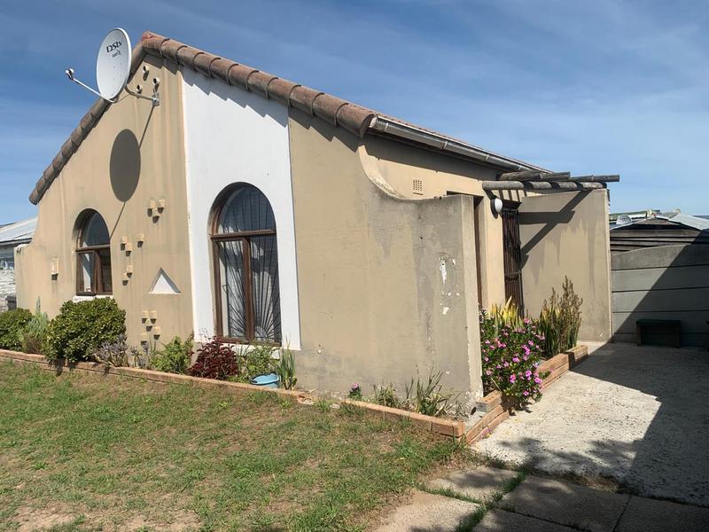 3 Bedroom Property for Sale in Silwood Heights Western Cape